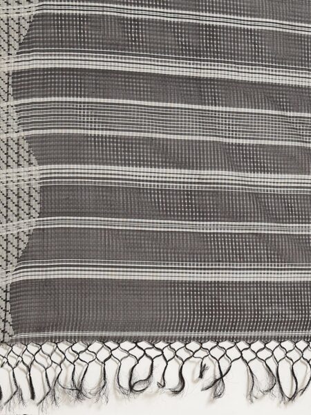Handwoven Black Jamdani Silk Saree - Image 4