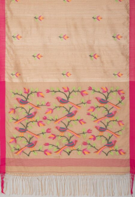 Handwoven Matka Silk Jamdani Saree - Image 5