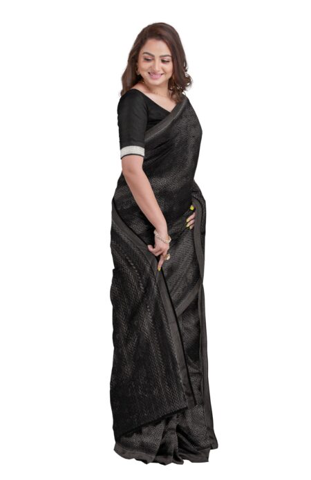 Calcutta Retro - Handwoven Zari Silk Saree with Tassel - Black - Image 2