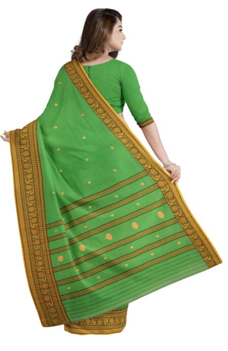Handwoven Begumpuri Cotton Saree with Tassel - Image 3