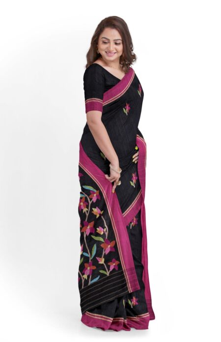 Handwoven Matka Silk Jamdani Saree in Black Colour - Image 3