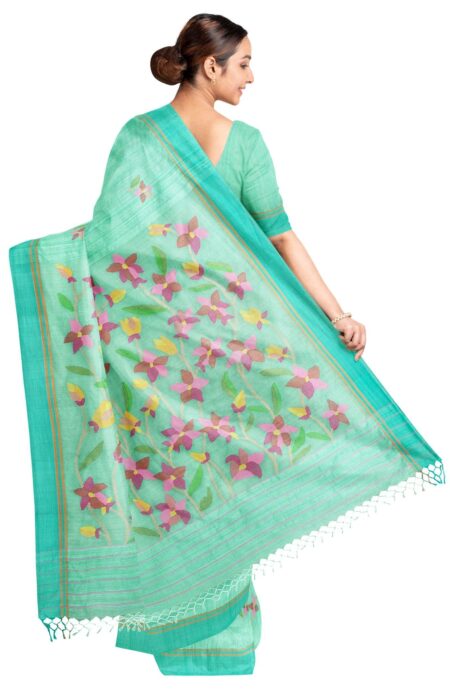 Handwoven Matka Silk Jamdani Saree in Green Colour - Image 3