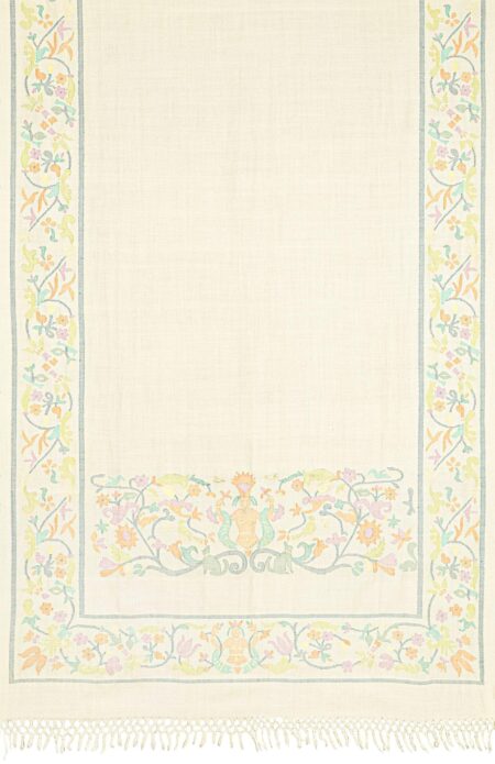 Handwoven Off-White Portuguese Wool Shawl - Image 2