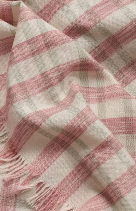 Handwoven Peach Woolen Shawl
