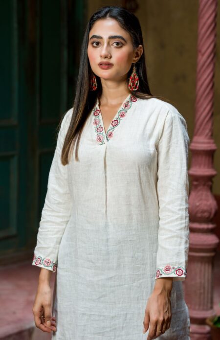 Off-White Embroidered Linen Kameez - Image 2