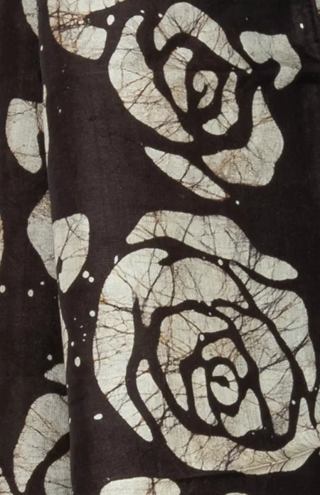 Handwoven Batik Silk Stole - Image 2
