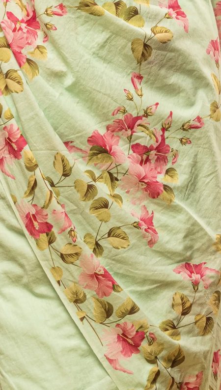 Handwoven Muslin Cotton Saree - Prints in Mint - Image 4