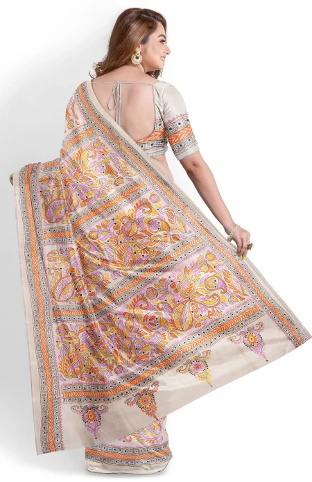 Handcrafted Kantha Tussar Silk Saree – Beige - Image 4