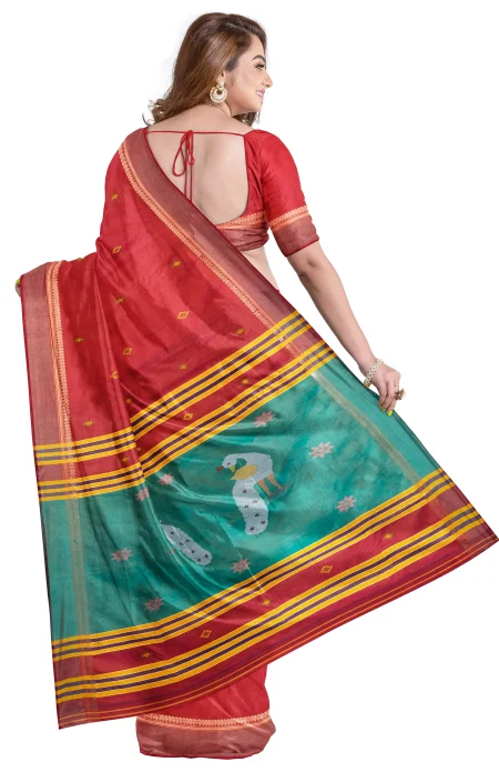 Handwoven Bishnupuri Silk Saree - Red - Image 3