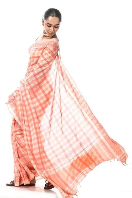 Handwoven Dhaniakhali Cotton Saree - White & Peach - Image 2