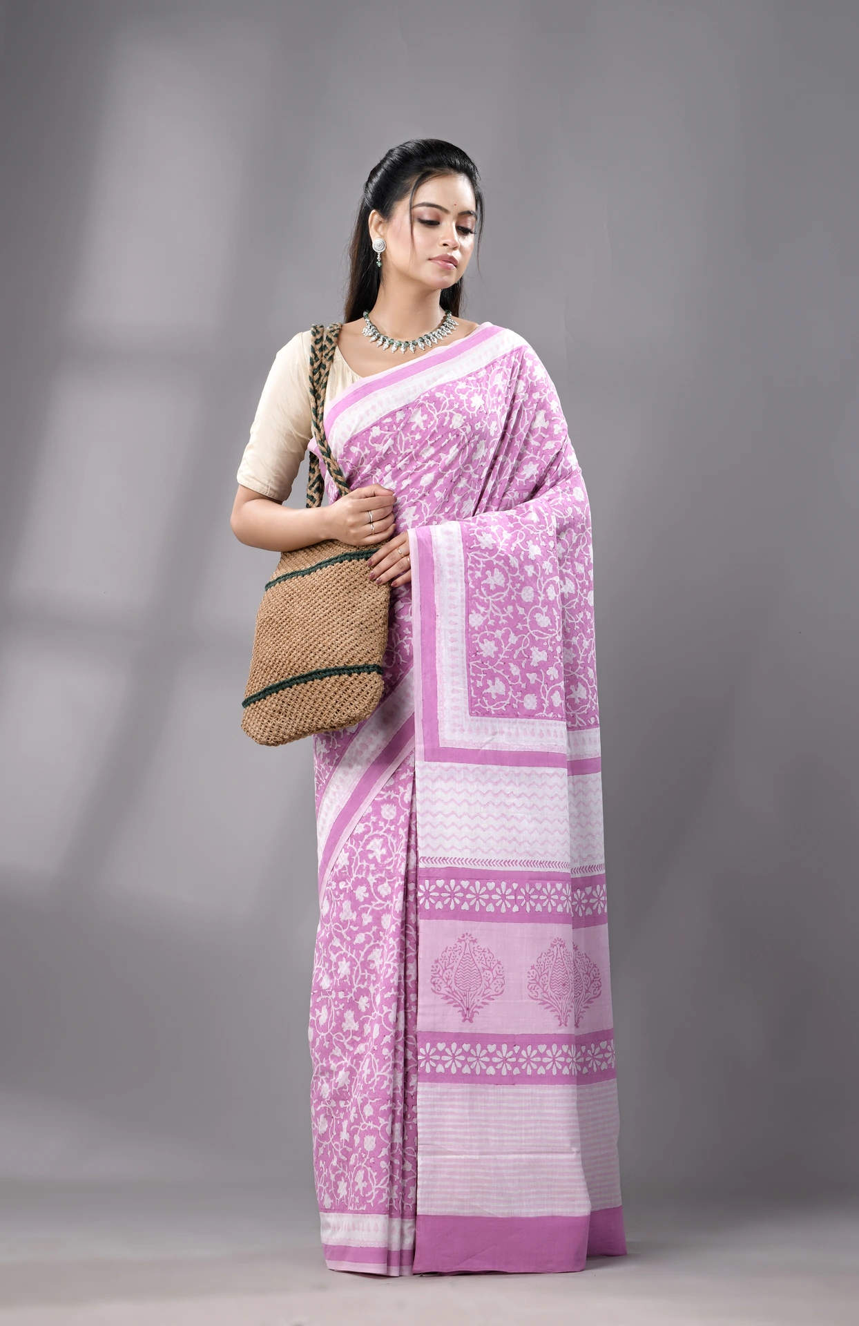 Block Printed Handwoven Muslin Cotton Saree - Lavender - Image 6
