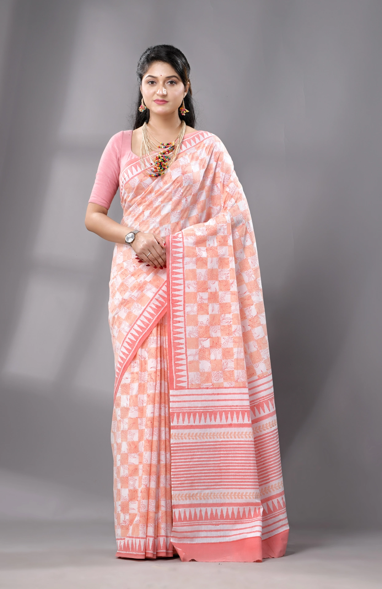 Block Printed Handwoven Muslin Cotton Saree - Peach - Image 5