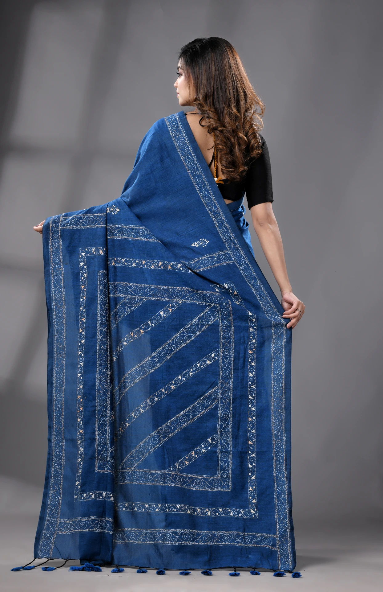 Kantha Stiched Cotton Saree - Indigo - Image 5
