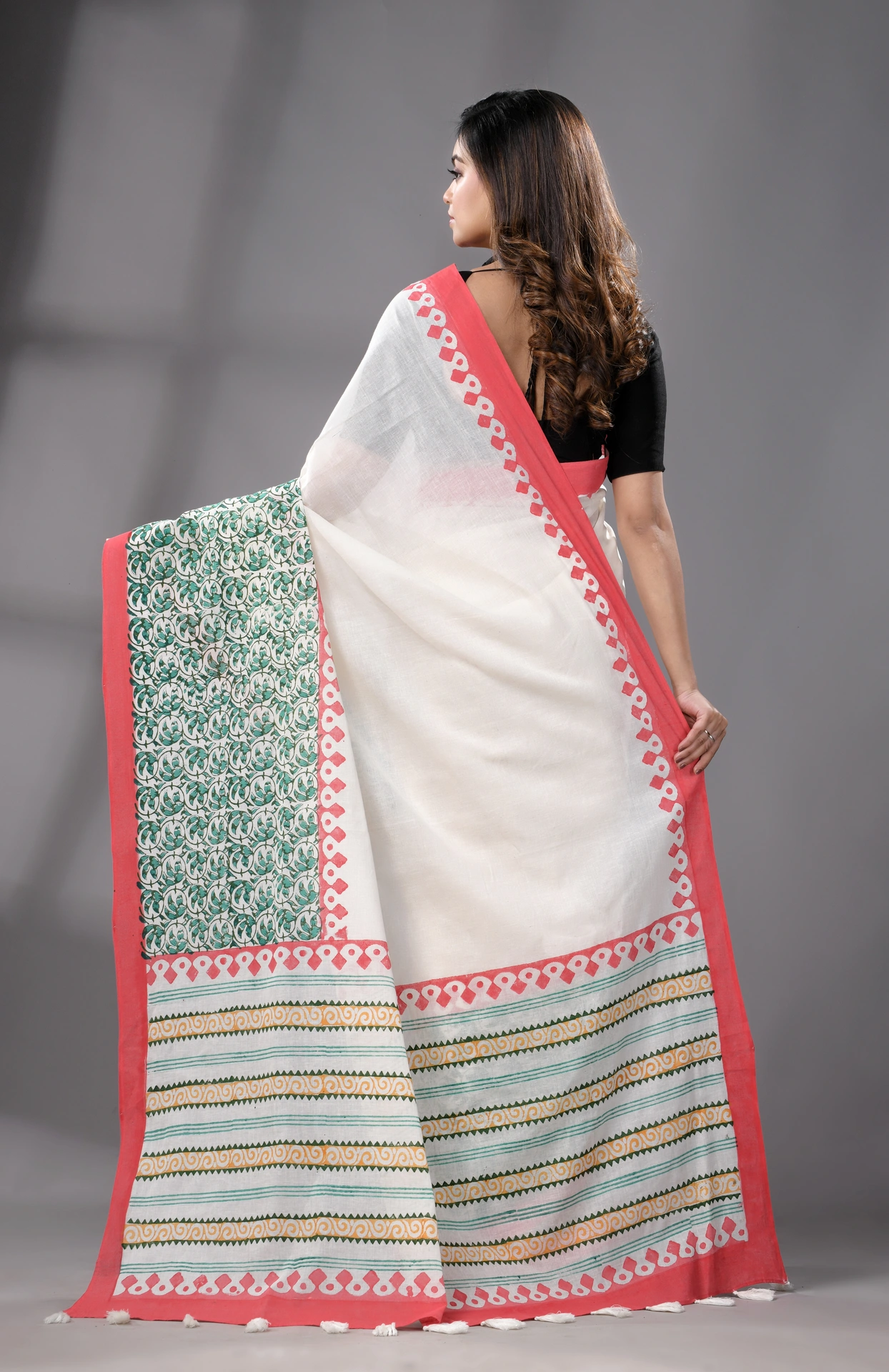 Block Printed Cotton Saree - Off-White - Image 6