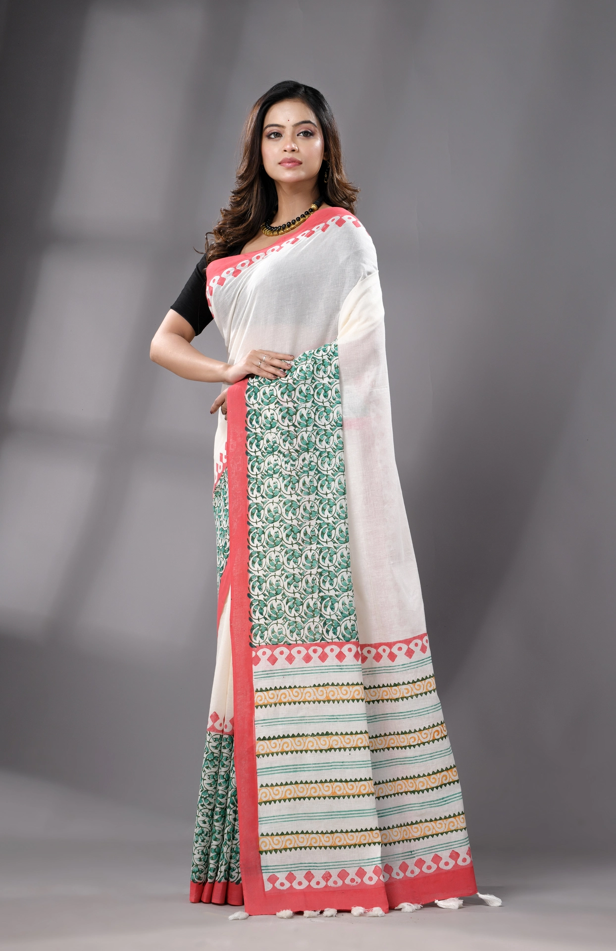 Block Printed Cotton Saree - Off-White - Image 3