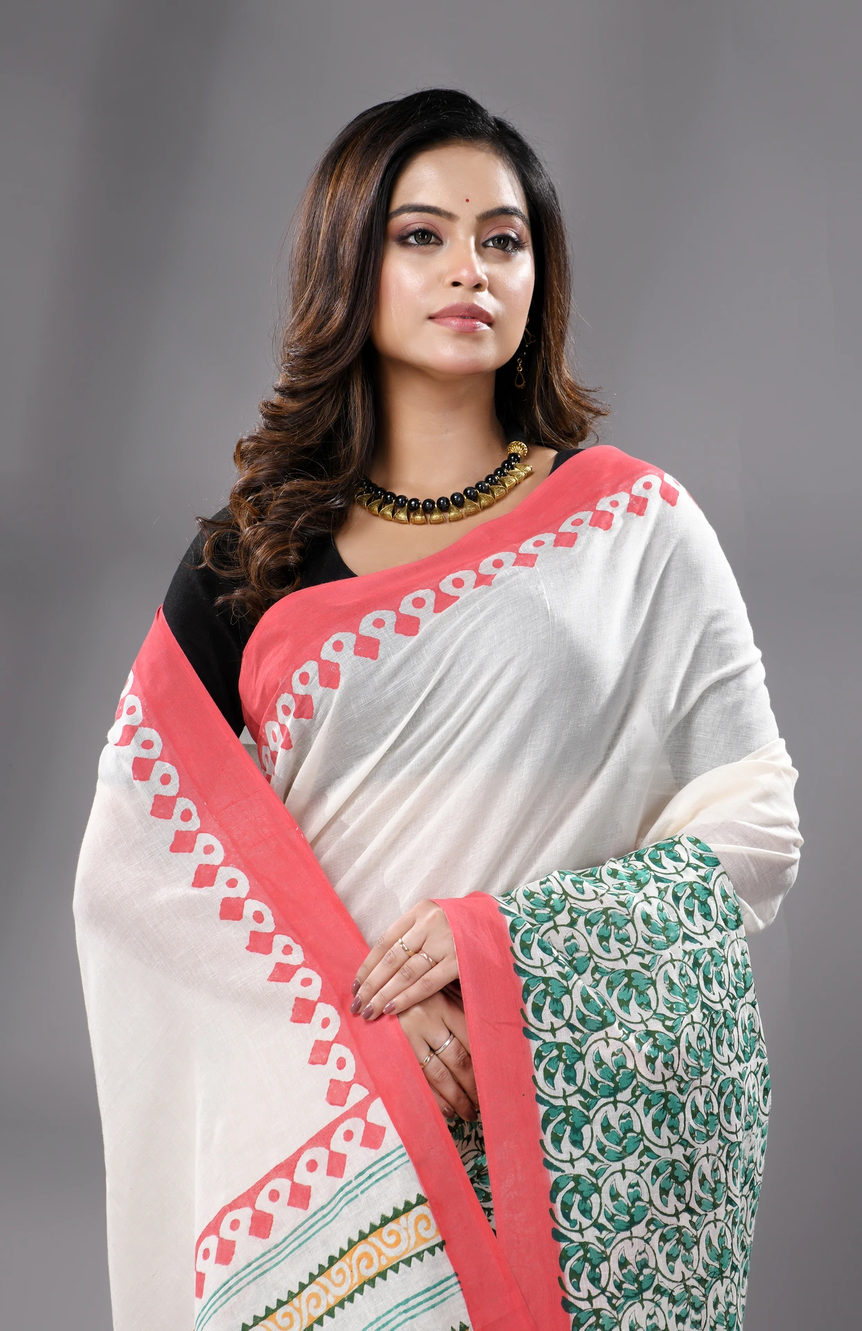Block Printed Cotton Saree - Off-White - Image 2